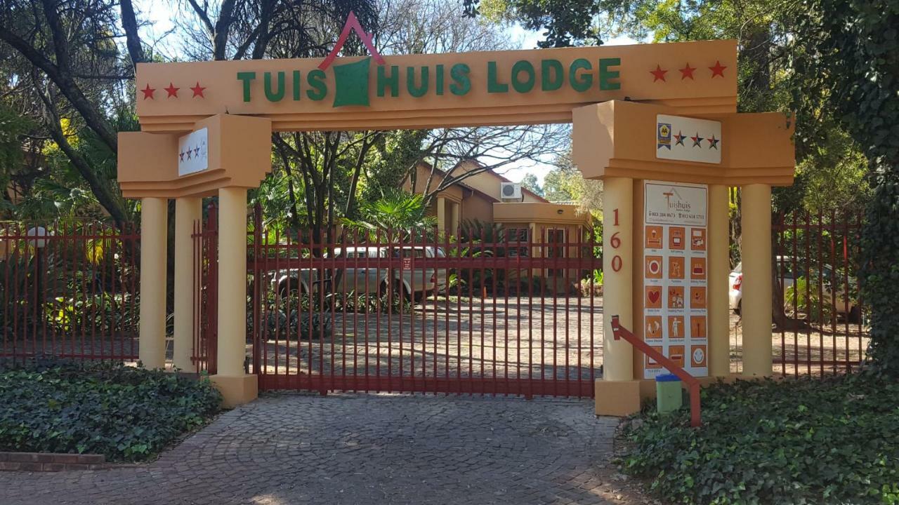 Tuishuis Lodge Centurion Extérieur photo